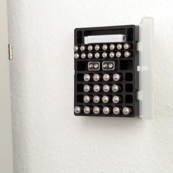 Preview: ANSMANN 1900-0041 Aufbewahrungsbox für bis zu 24x AA, 16x AAA und 4x 9V E-Block